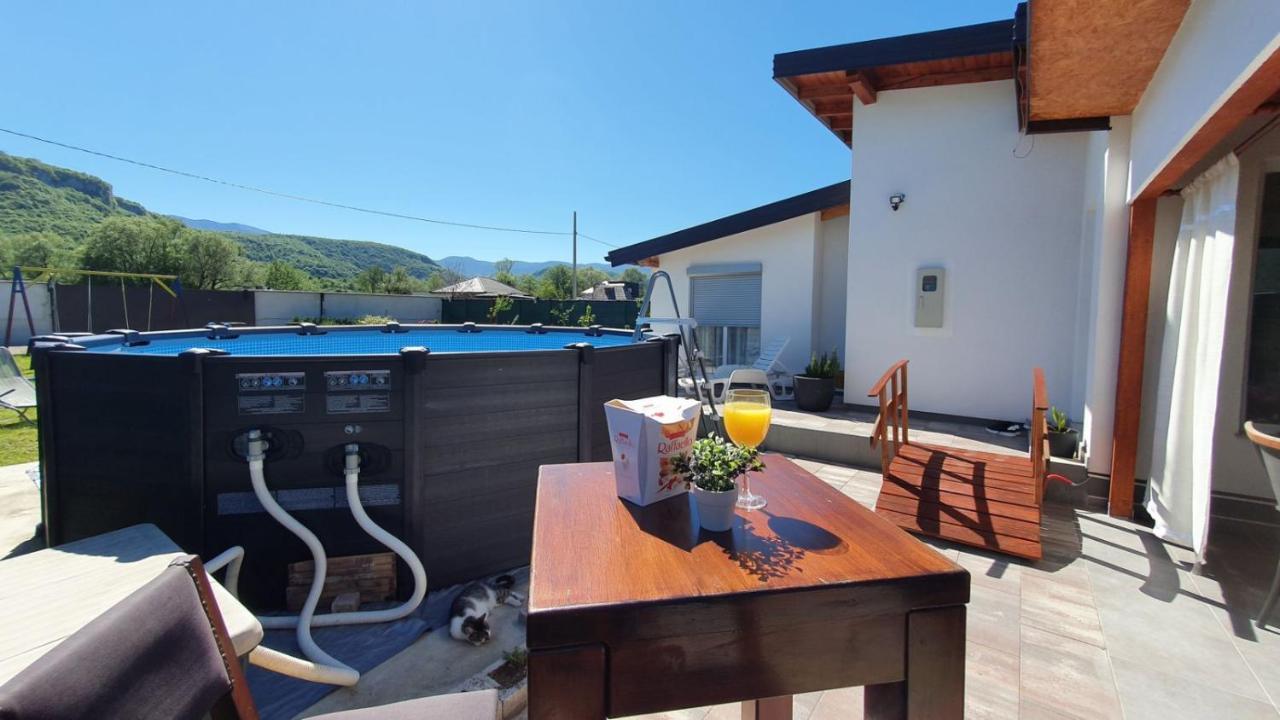 Holiday Home Emma Bihać Eksteriør billede